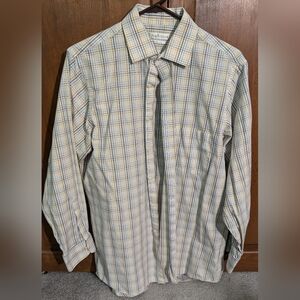 Van Heusen Long Sleeve Button Down Shirt